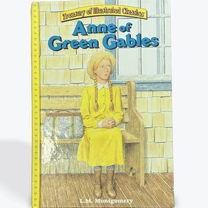 Hardcover Classic Anne of Green Gables